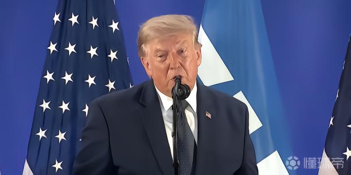 特朗普:让凯恩承担偏防守任务可能是个错误,球队应该多进攻