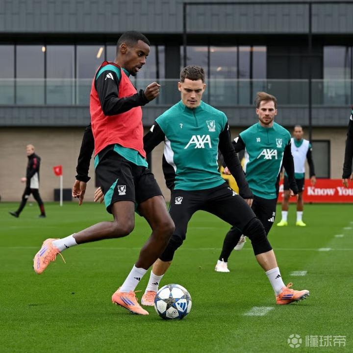 伊萨克与维尔茨适应新教练训练，准备迎接新赛季挑战